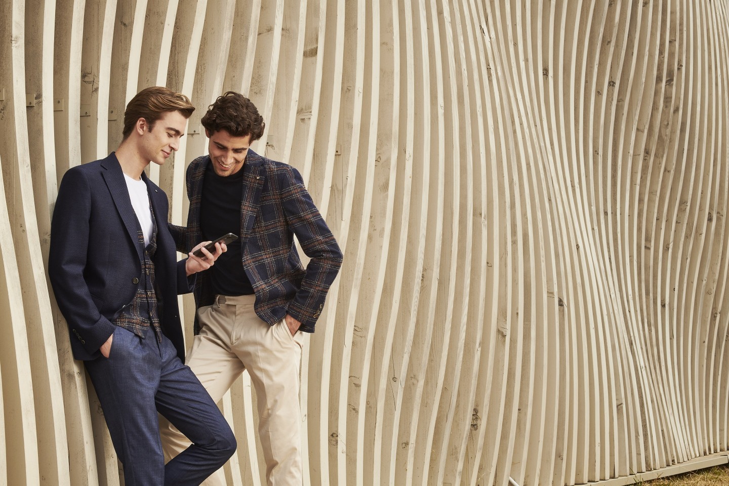 Can I use the same suit for several events without losing style?