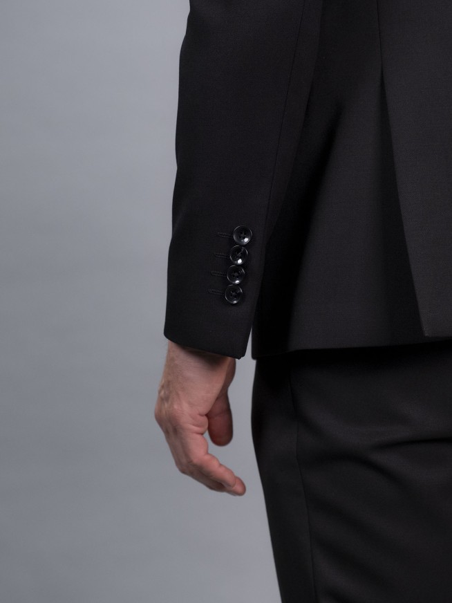 Tailored Fit Black Italian Wool Suit